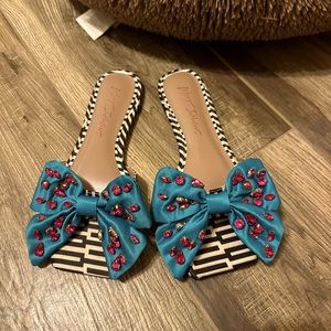 Patsy Johnson Daisy sandals ❤️🥰
